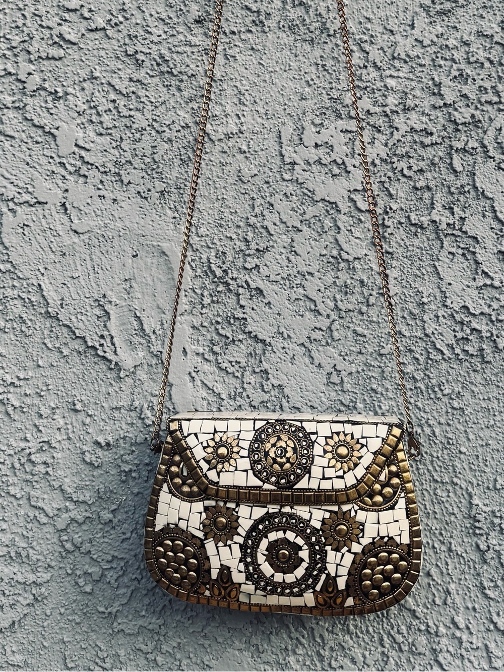 Antik Kraft Handmade White and Gold Mosaic Metal Clutch Bag |Artisanal Crossbody - Picture 4 of 9